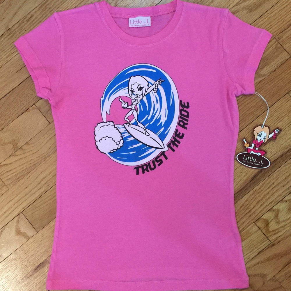 BRAND NEW Graphic Tee Shirt